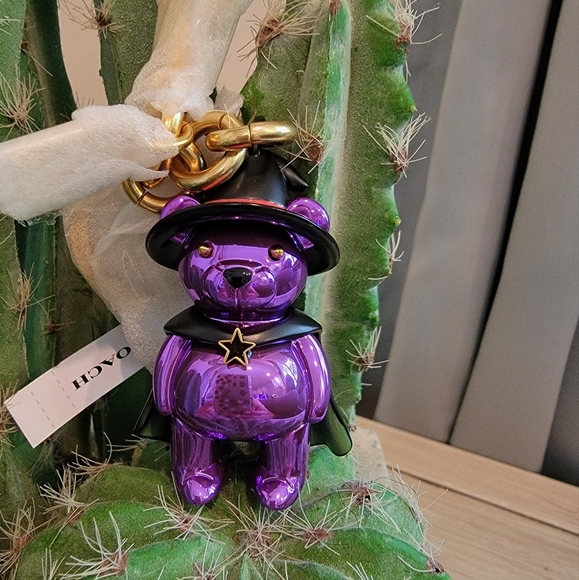 Coach Halloween witch 🧙‍♀️ bear charm - Picture 5 of 7